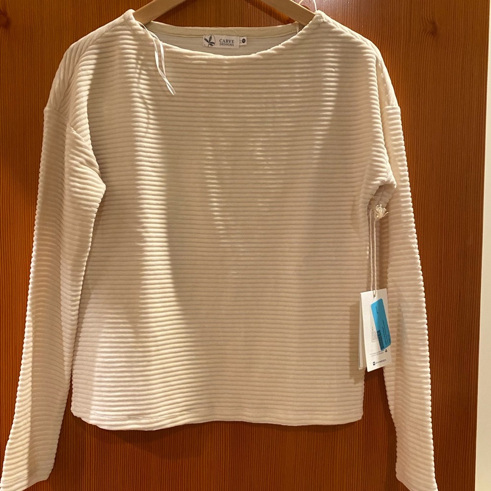 New women’s Carve Designs Annalise sweatshirt size XS new